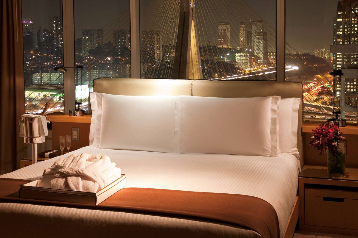 egyptian cotton sheets, premium bedding, minibar, in-room safe