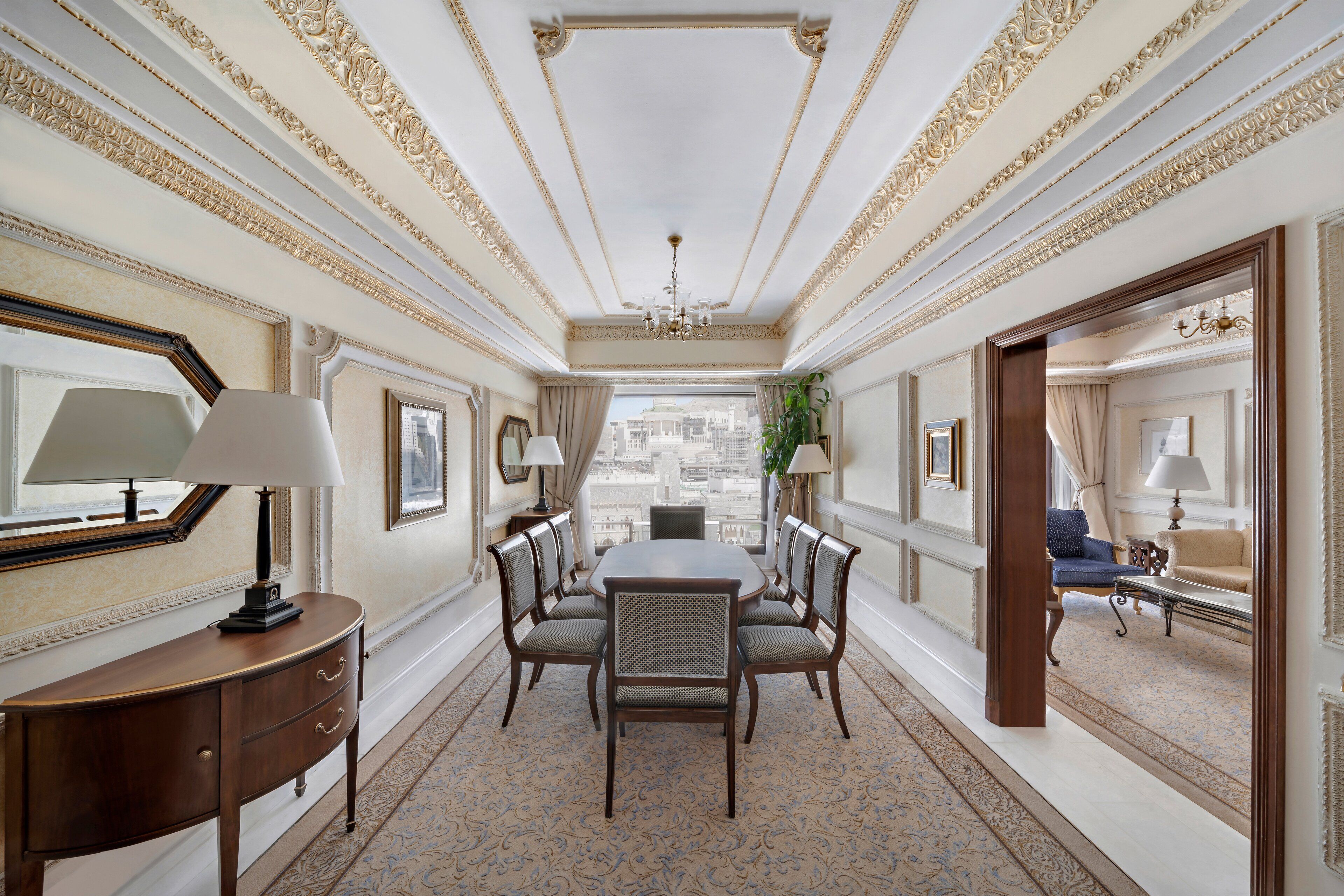 套房, 2 间卧室 (Haram View) | 1 多间卧室、埃及棉床单、高档床上用品、羽绒被