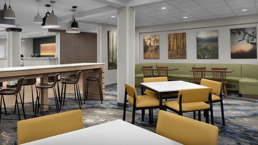 Fairfield Inn & Suites by Marriott - Emporia