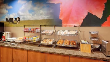 Free daily continental breakfast