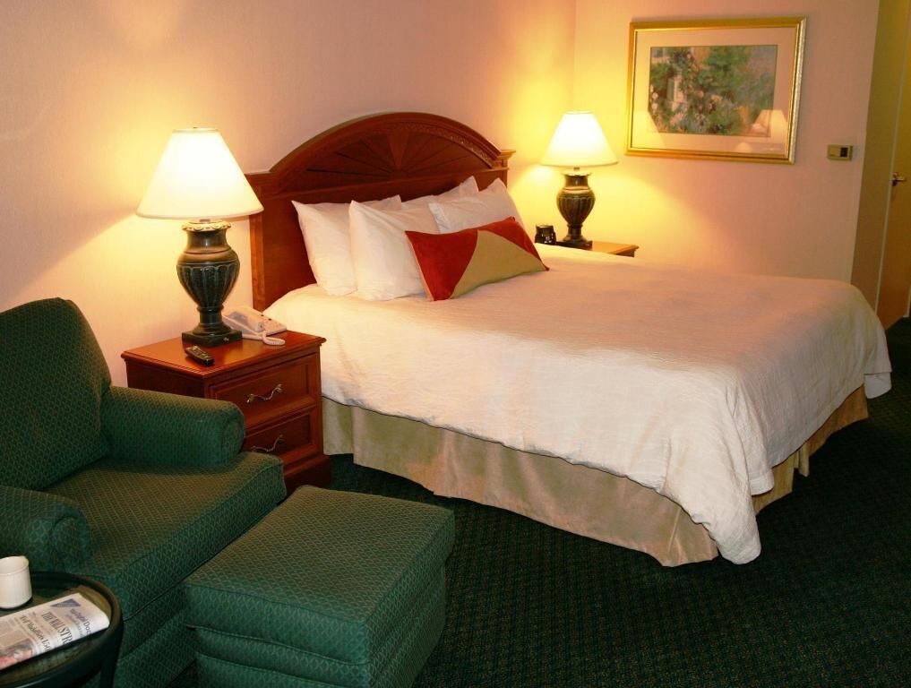 In-room safe, desk, laptop workspace, iron/ironing board