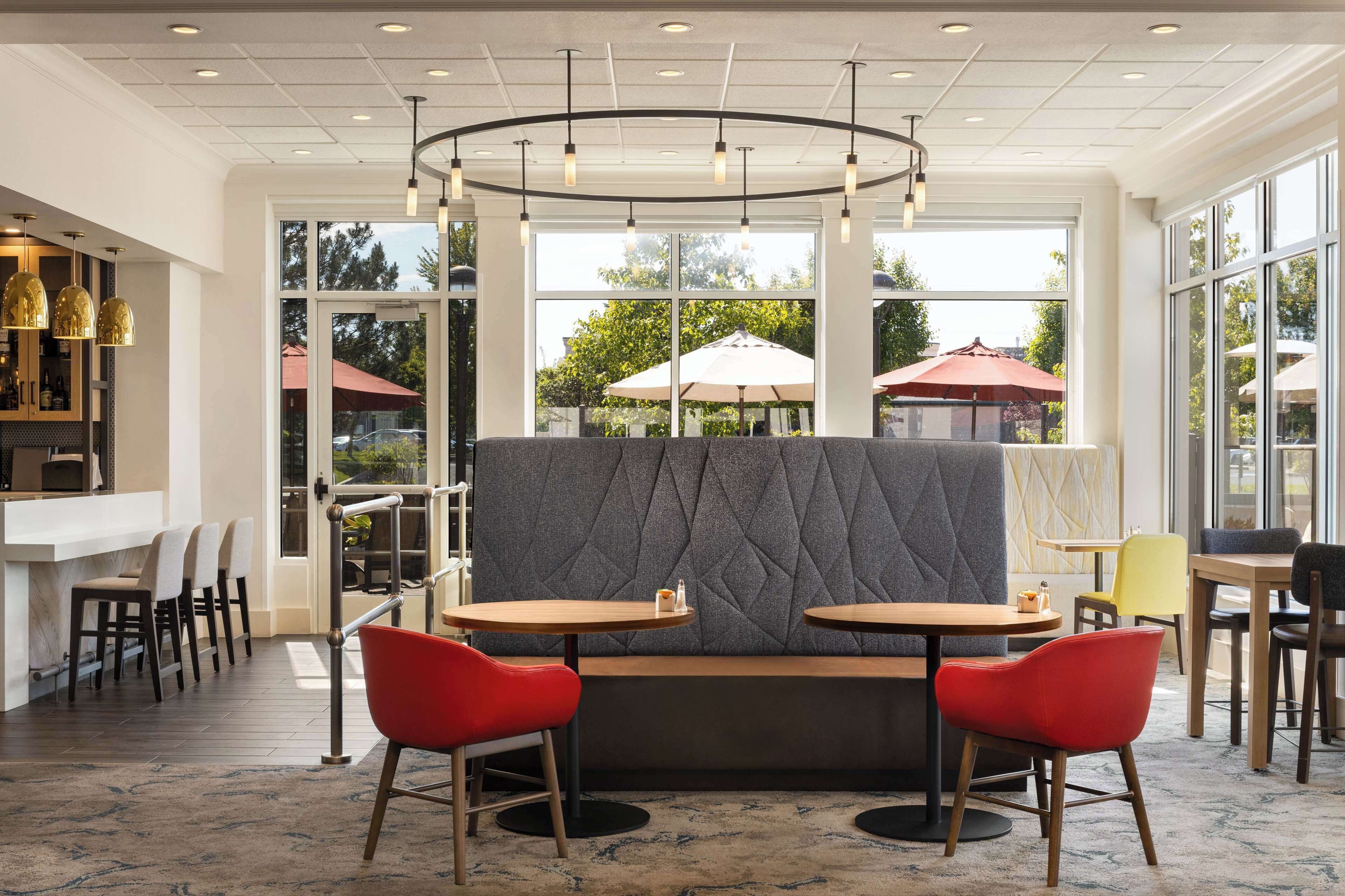 Daily cooked-to-order breakfast (USD 17.95 per person)