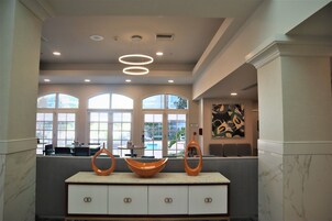 Breakfast and dinner served