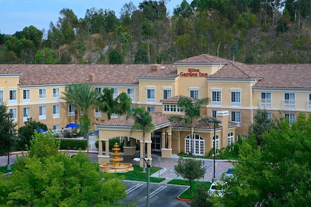 Exterior. Hilton Garden Inn Calabasas
