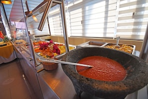 Daily buffet breakfast (MXN 299 per person)