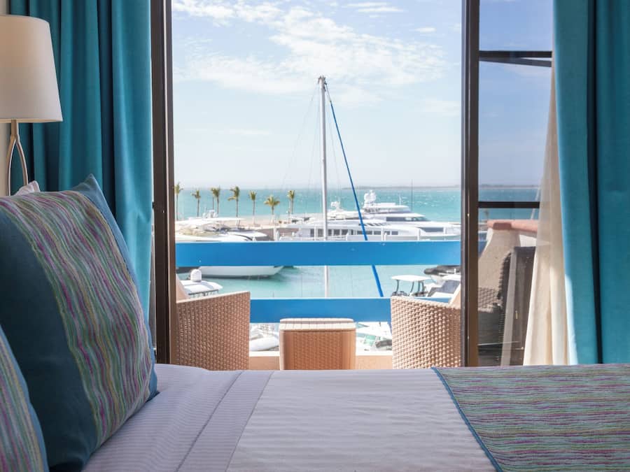 Suite – deluxe, 1 kingsize-seng | Sengetøy av topp kvalitet, dundyner og senger med Select Comfort-madrass