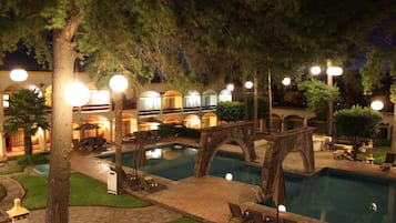 Alberca al aire libre