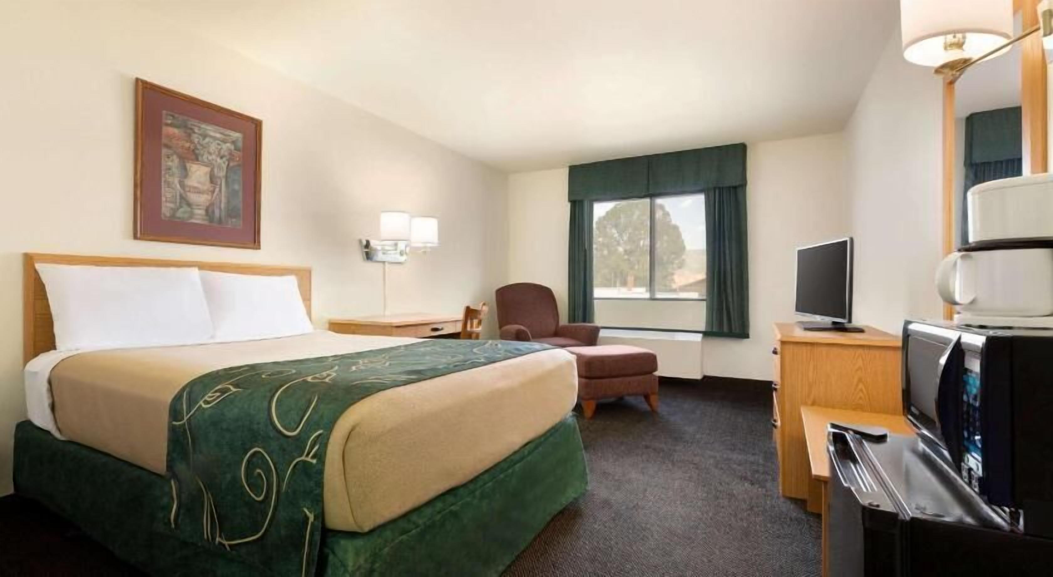Desk, iron/ironing board, free cots/infant beds, free WiFi