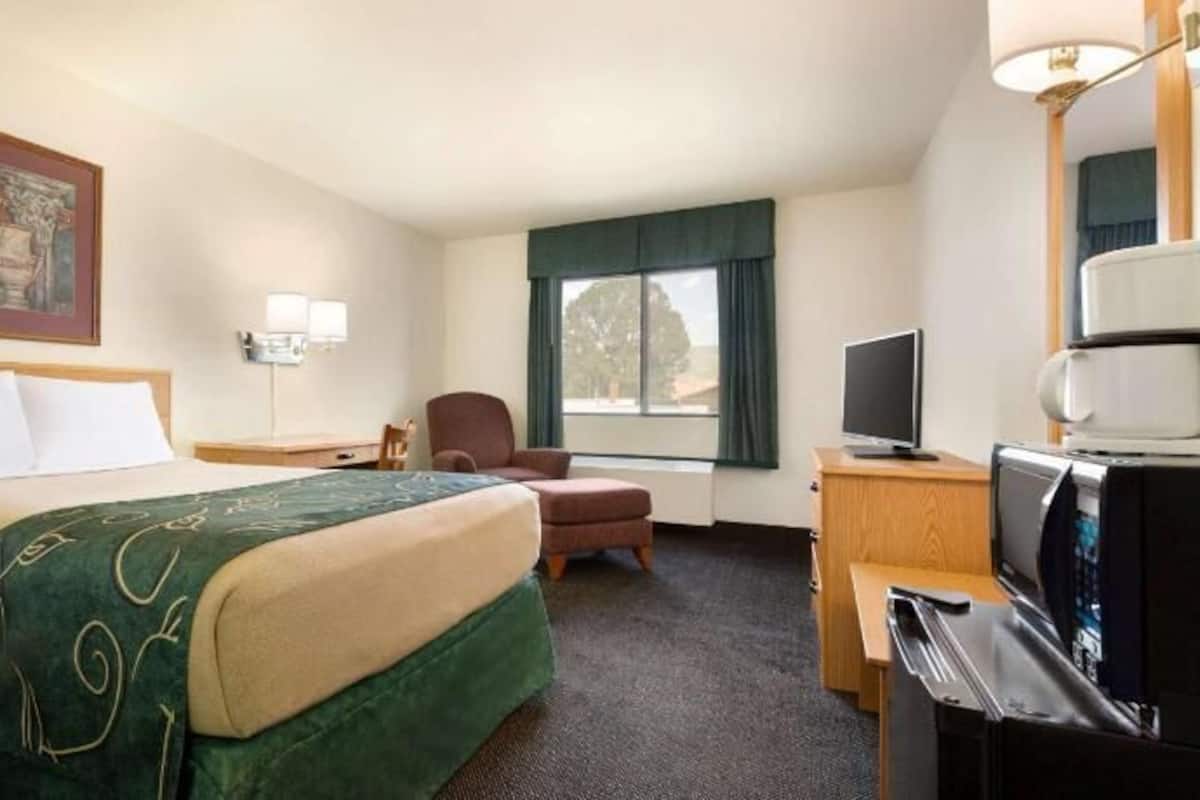 Desk, iron/ironing board, free cots/infant beds, free WiFi
