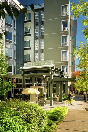 숙박 시설 정면