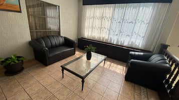 Sala de estar en el lobby