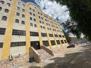 Front of property - Hotel Casa Real Zacatecas (Guadalupe)