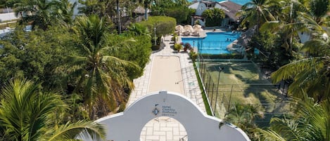 2 outdoor pools, open 9:00 AM to 9:00 PM, pool umbrellas, pool loungers