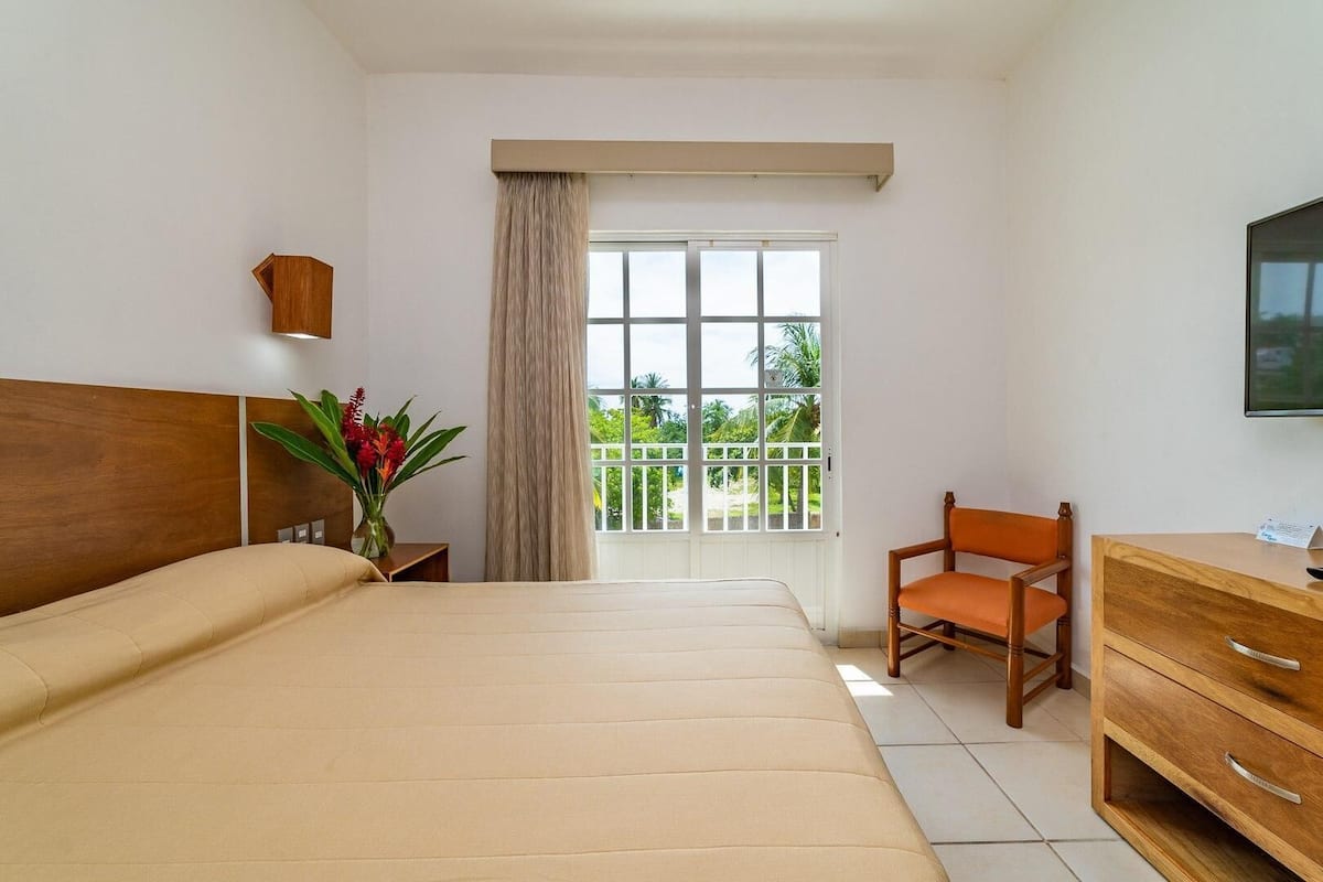 1 habitación y caja de seguridad en la habitación