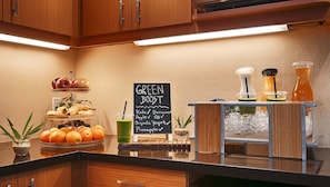 Petit déjeuner buffet compris tous les jours