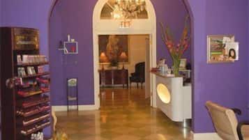 Couples treatment rooms, body treatments, body wraps, body scrubs