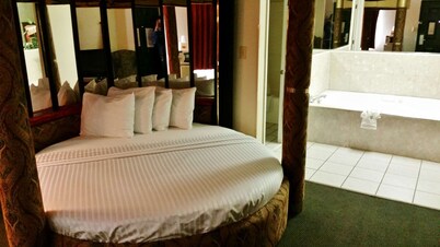 Country Hearth Inn & Suites Augusta