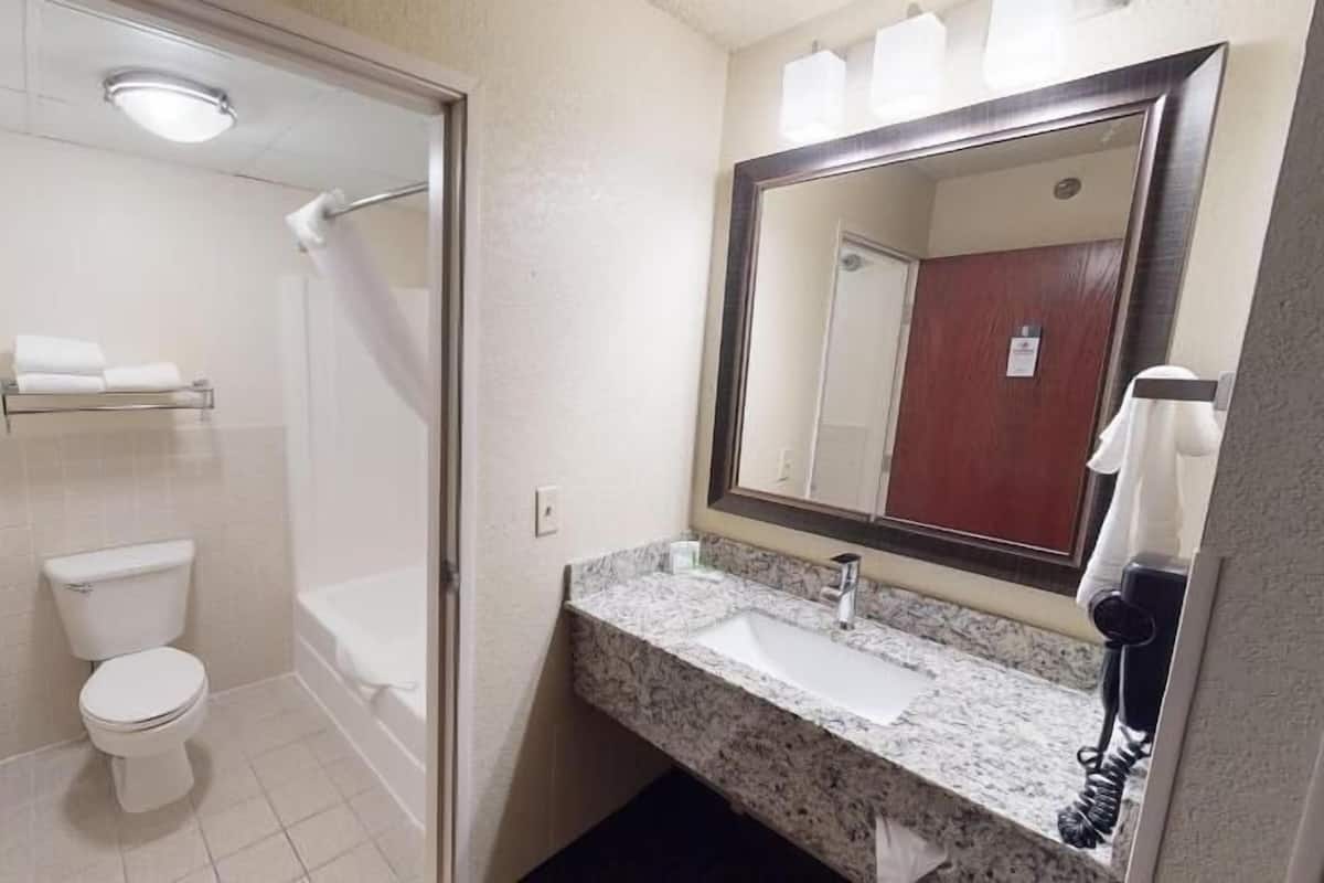 Bathroom | Hair dryer, towels