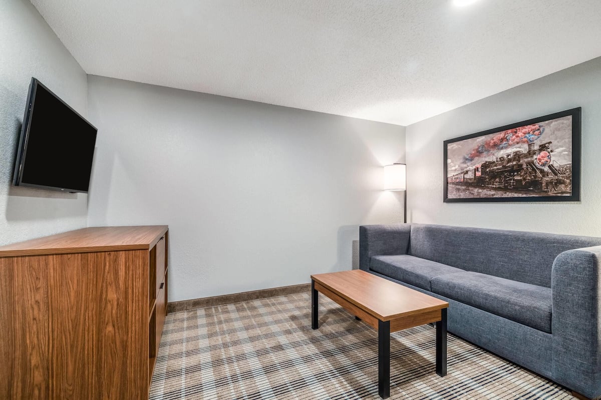 Premier Suite, 2 Queen Beds, Non Smoking