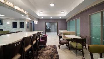 Gratis kontinental frukost