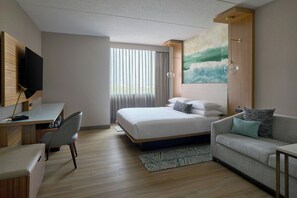 Premium bedding, down comforters, pillowtop beds, in-room safe - Chicago Marriott Northwest (Hoffman Estates)