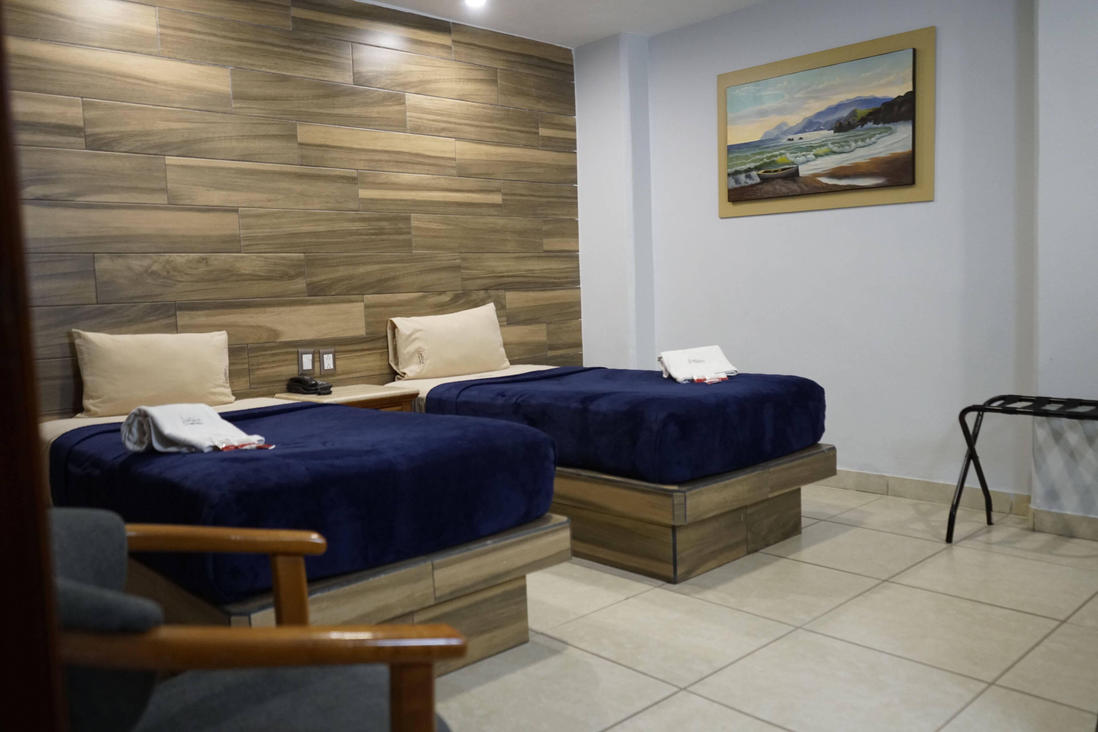 standard double room, 2 single beds | in-room safe, desk, iron/ironing board, free wifi