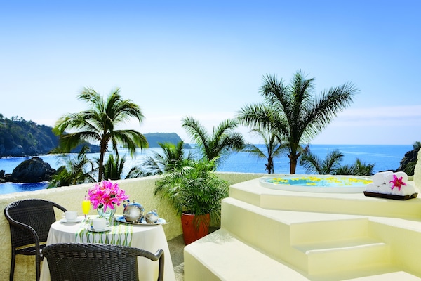 Beach/ocean view