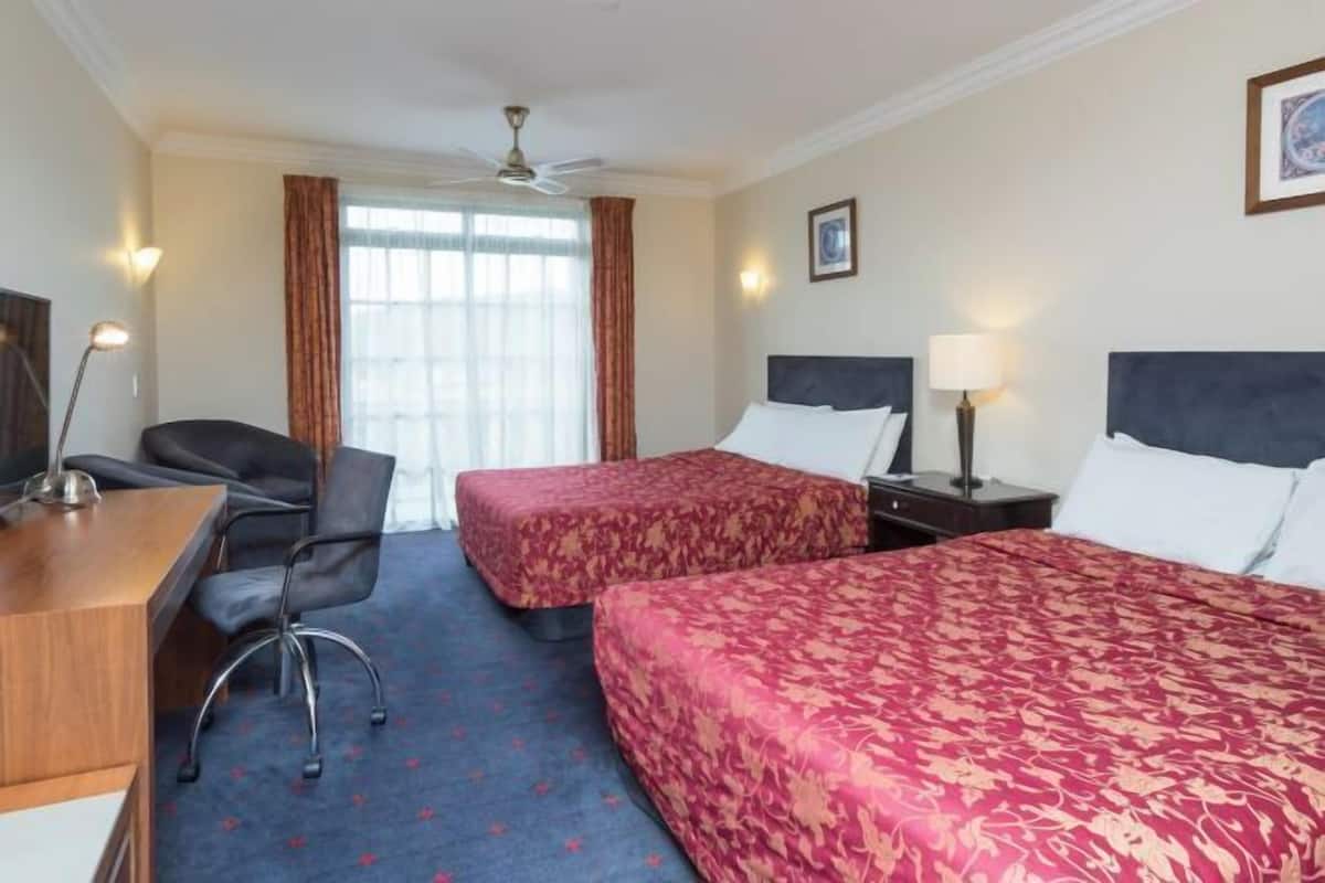 In-room safe, desk, laptop workspace, soundproofing