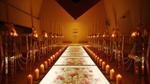 Indoor wedding - Hotel Nikko Kochi Asahi Royal (Kochi)