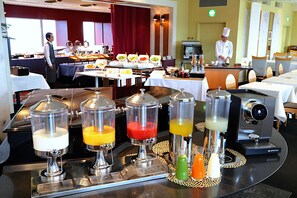 Desayuno estilo bufé