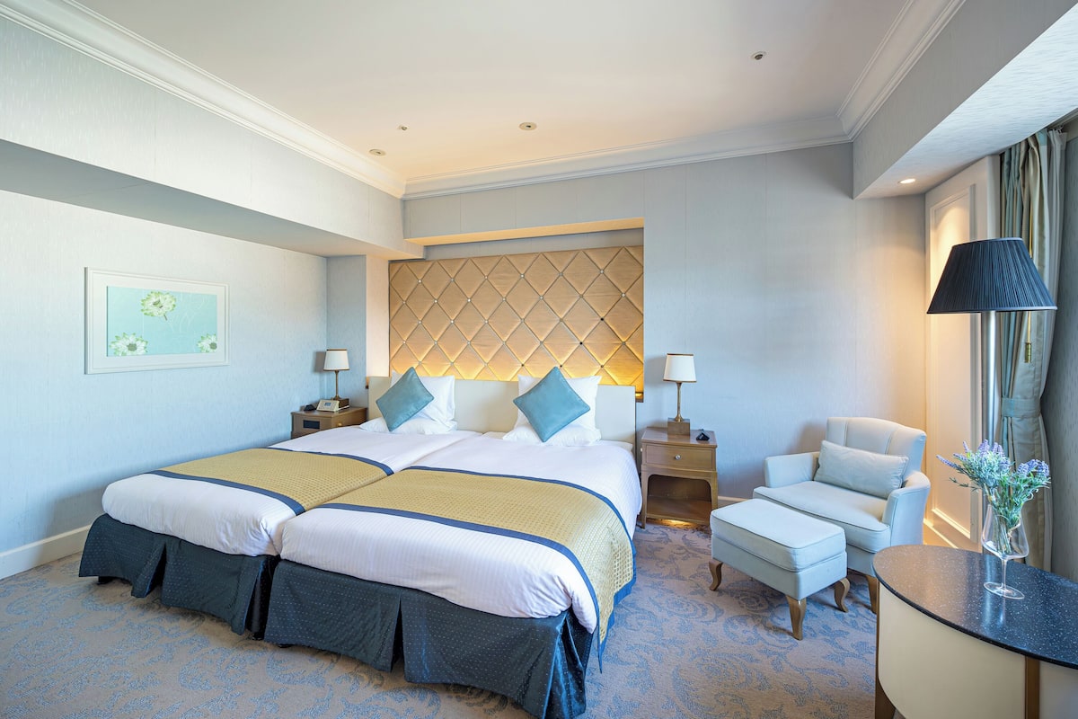 1 Schlafzimmer, Daunenbettdecken, Zimmersafe, Schreibtisch