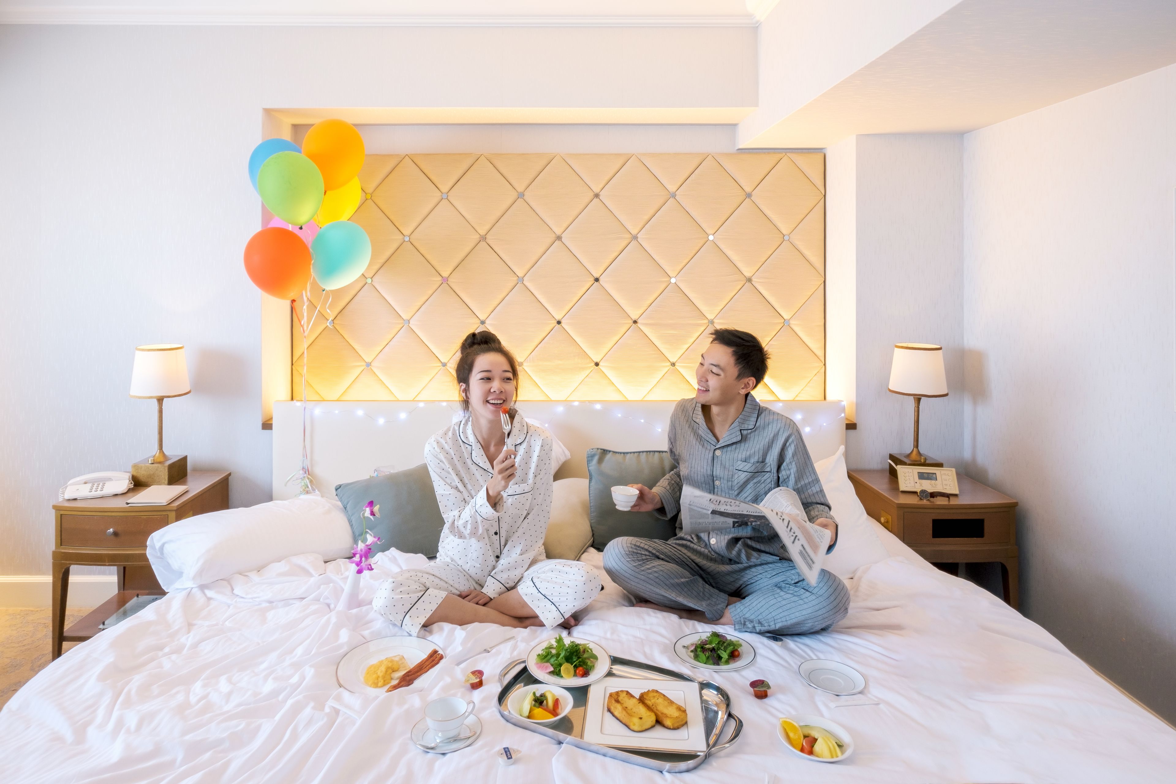 오리/거위털 이불, 객실 내 금고, 책상, 암막 커튼