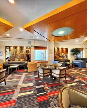 Lounge dans le hall