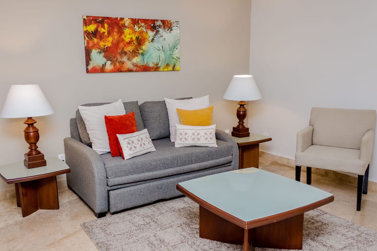 One bedroom Suite with two double beds | 客房内用餐