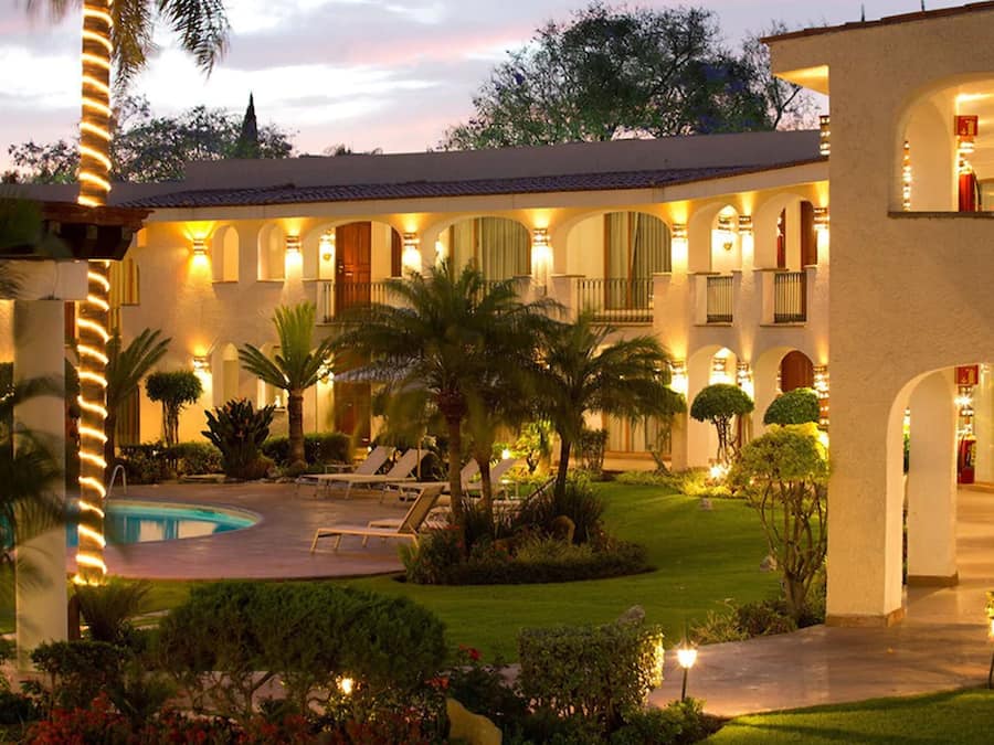 Outdoor pool, open 8:00 AM to 9:00 PM, sun loungers