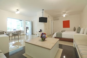 In-room safe, desk, iron/ironing board, free WiFi