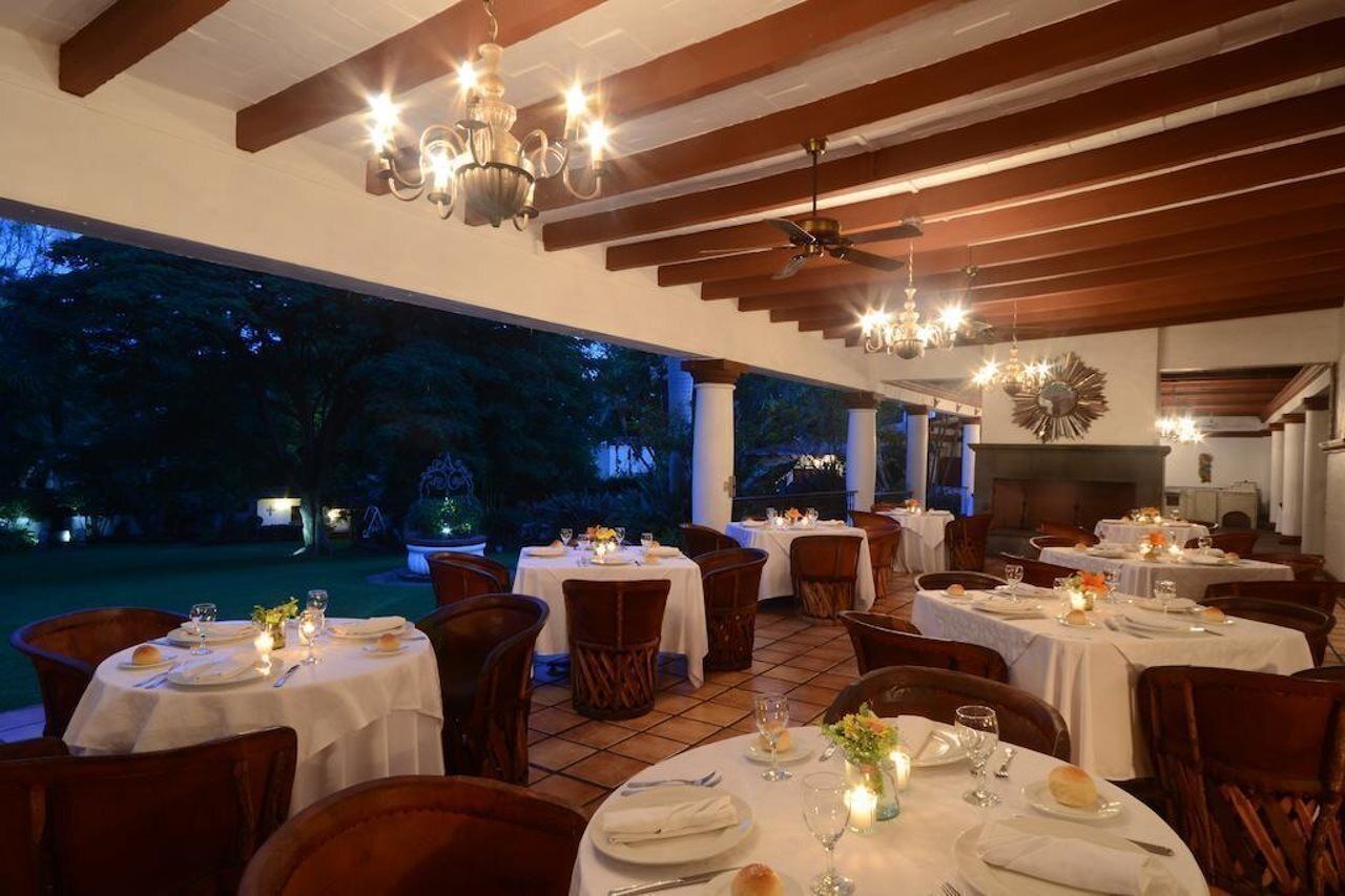 Breakfast, lunch, dinner served; Mexican cuisine, pool views 