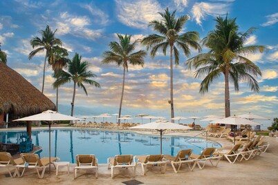 Plaza Pelicanos Club Beach Resort All Inclusive