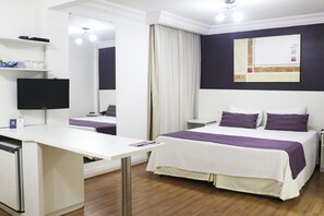 Minibar, in-room safe, soundproofing, free WiFi - Century Paulista (Sao Paulo)