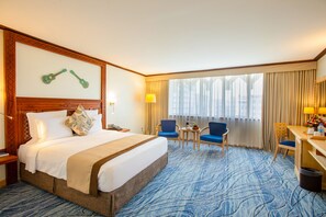 Minibar, in-room safe, desk, blackout curtains