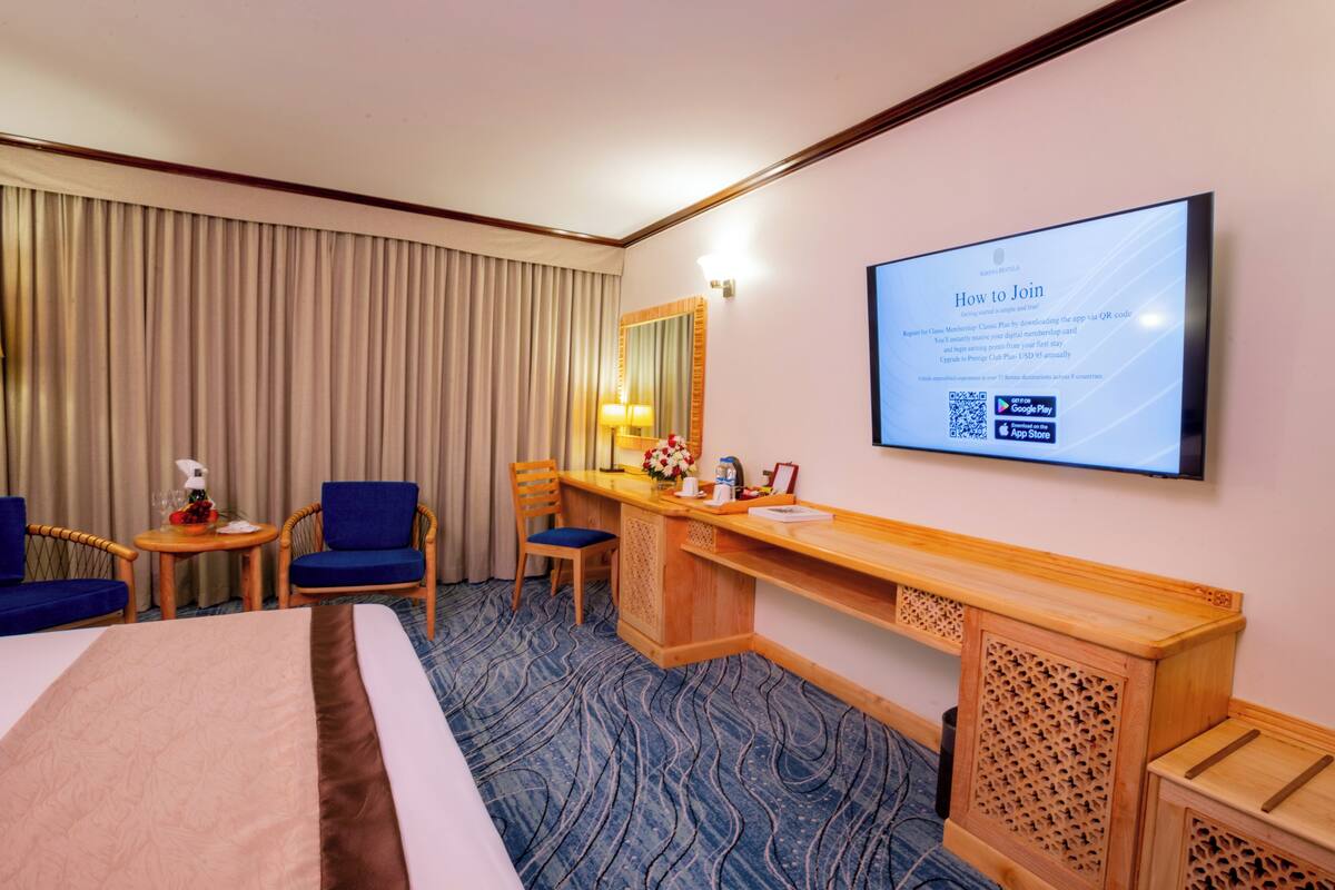Minibar, in-room safe, desk, blackout curtains