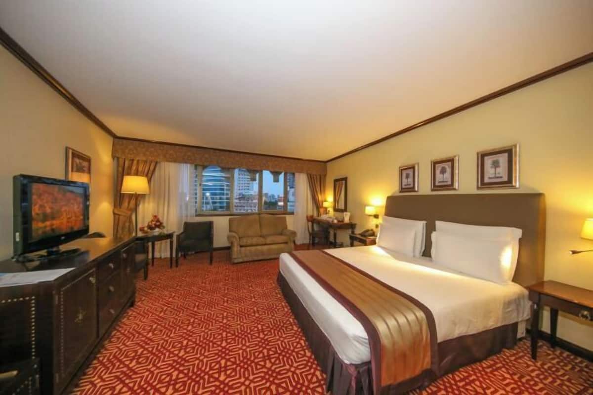 1 bedroom, minibar, in-room safe, desk