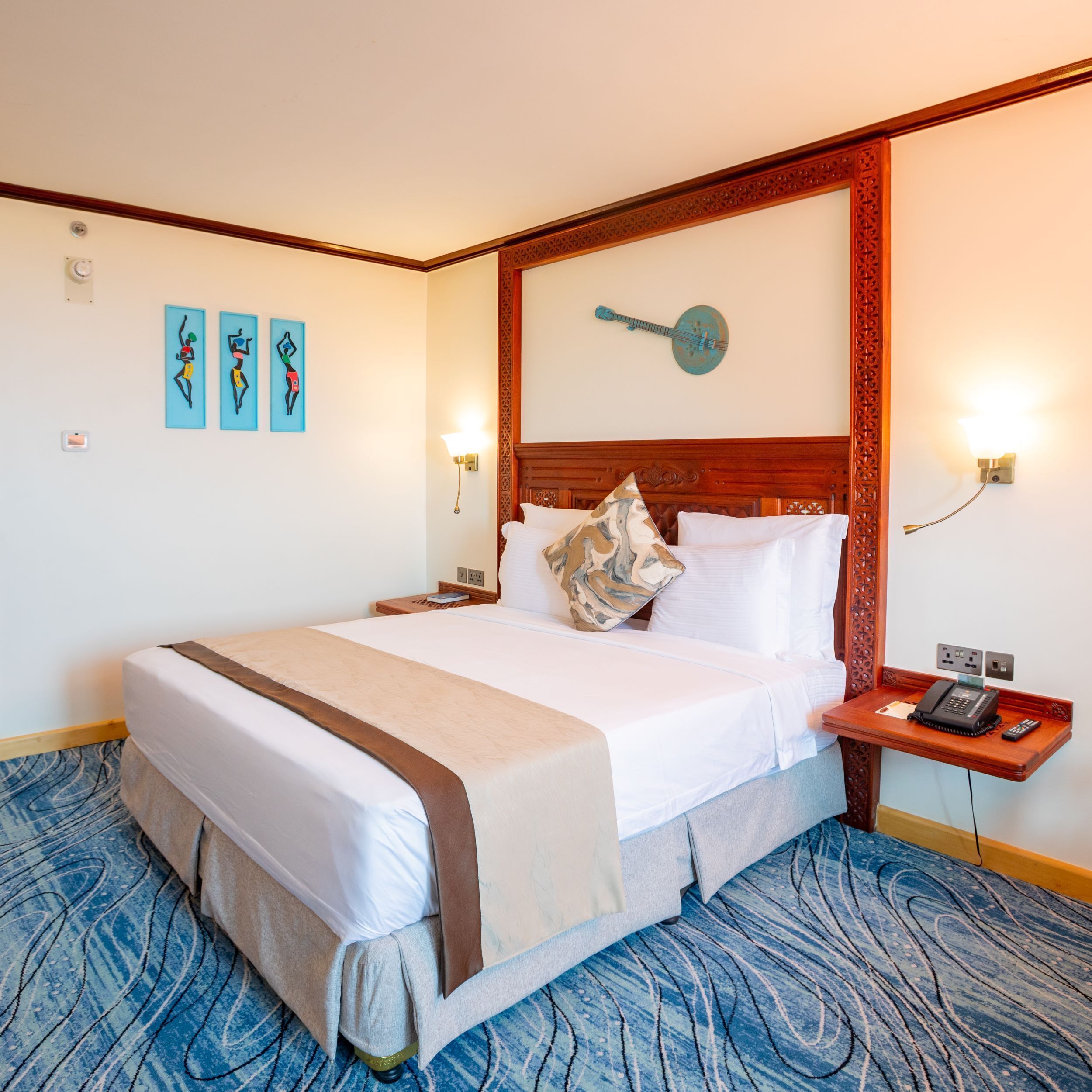 Phòng Tiêu chuẩn, 1 giường cỡ king, không hút thuốc, quang cảnh thành phố | Minibar, két bảo mật tại phòng, bàn, màn/rèm cản sáng 