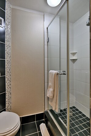 Free toiletries, towels