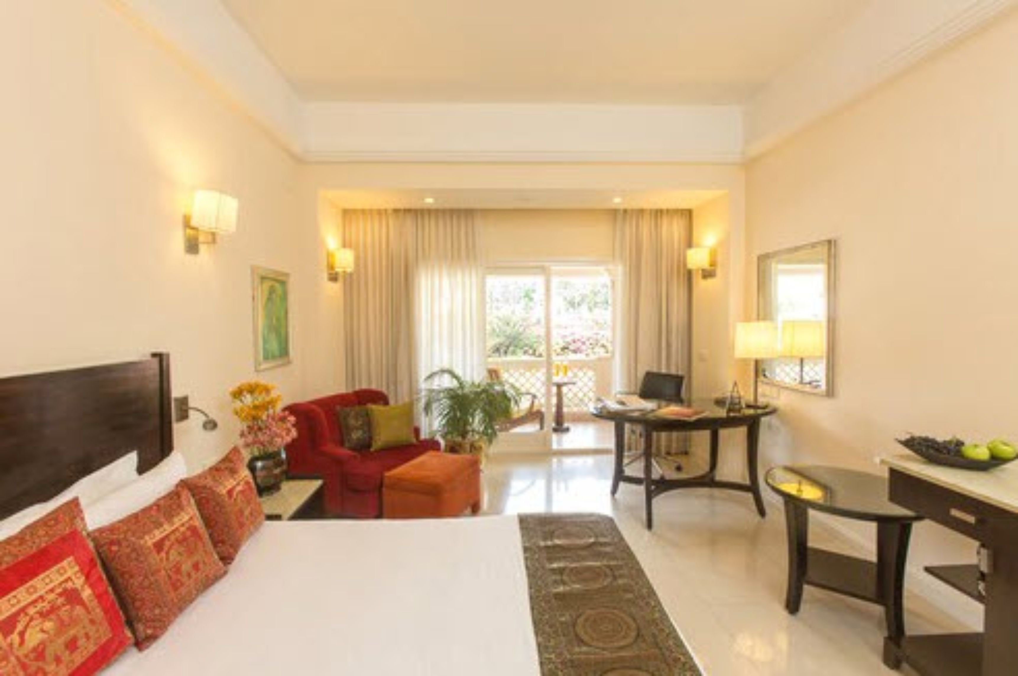 premium room king bed | view from room