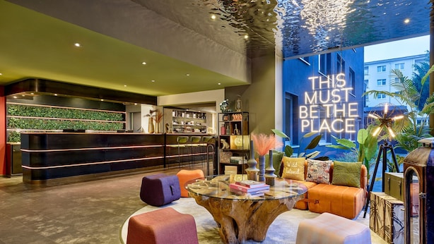 Unclassified image, 1 of 33, button - The Deutz, a Tribute Portfolio Hotel by Marriott (Cologne)