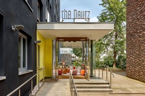 View from property - The Deutz, a Tribute Portfolio Hotel (Cologne)