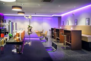 Lunch and dinner served, Regional cuisine - Tulip Inn Ludwigshafen City (Ludwigshafen)