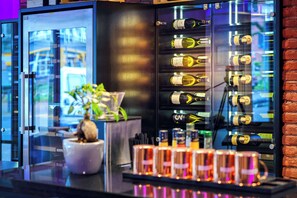 Bar (in der Unterkunft)
