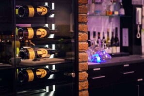 Bar (in der Unterkunft)
